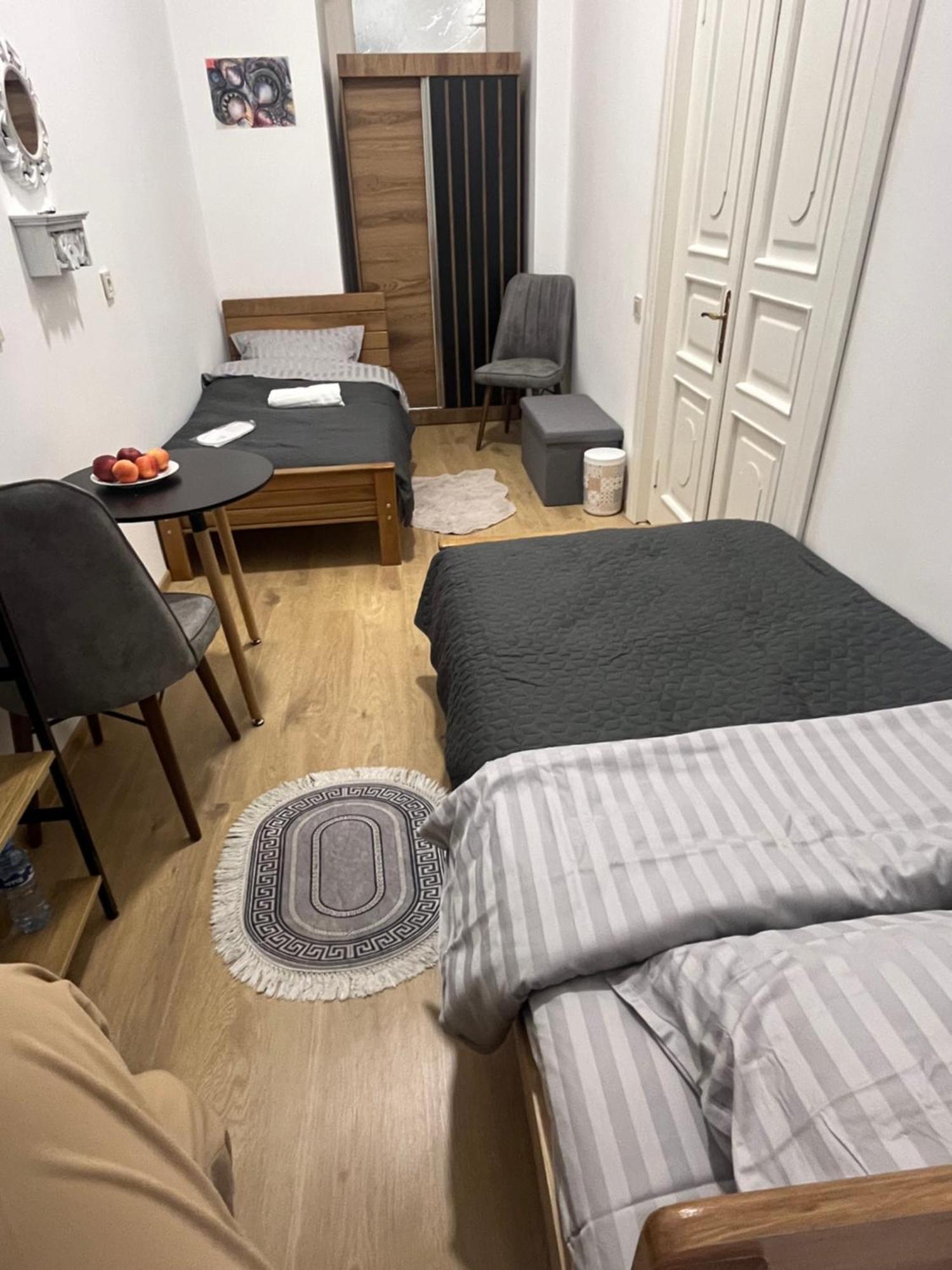 Salomes Guest Room Tbilisi Eksteriør billede