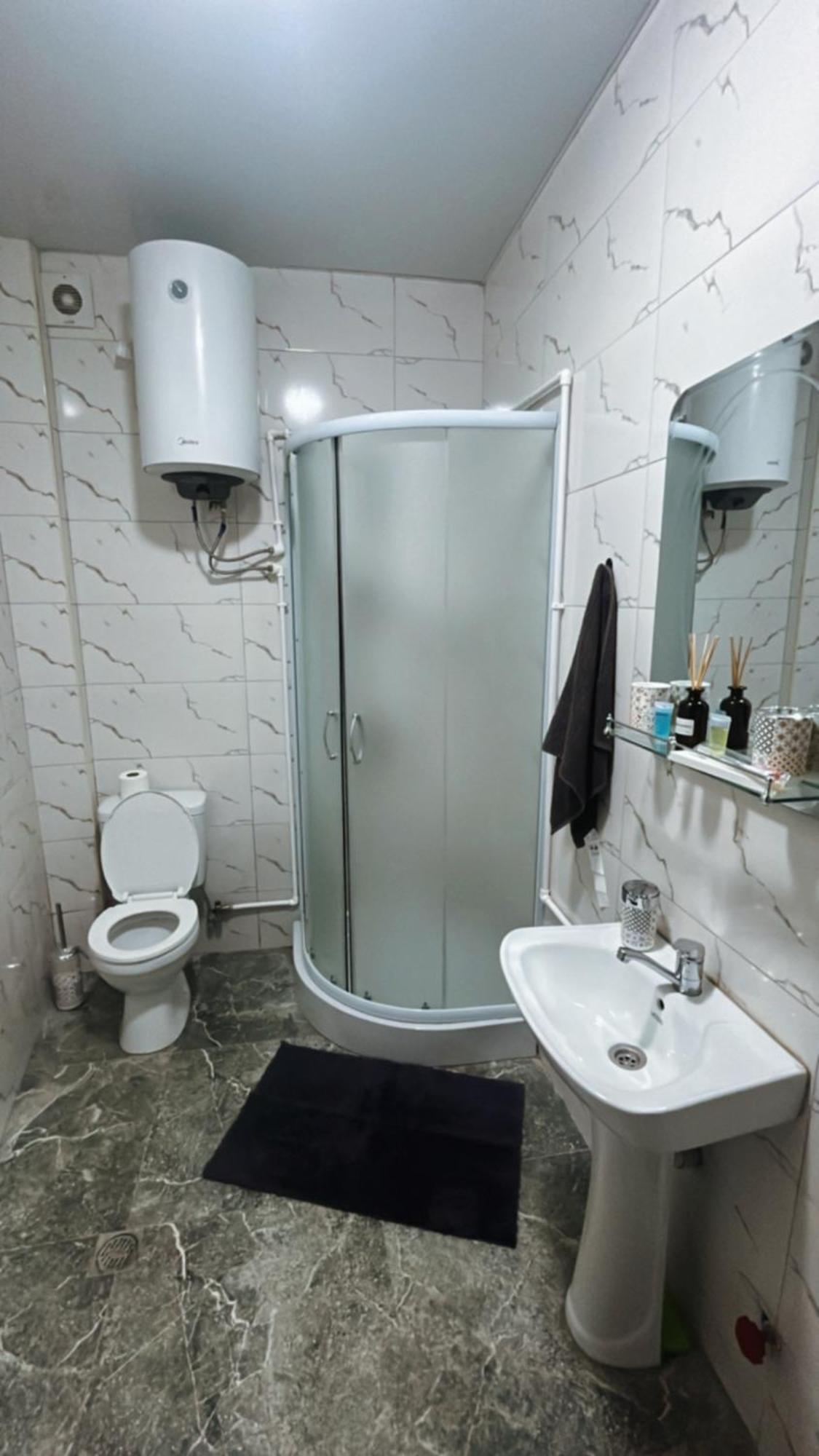 Salomes Guest Room Tbilisi Eksteriør billede